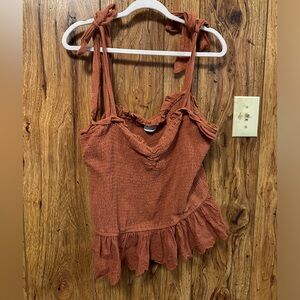 3X/C Arula cropped tank with tie sleeves